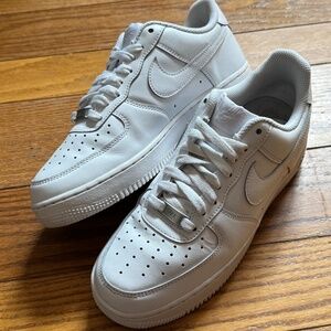 Nike Air Force 1 Low White Sneakers Running Shoes Men 8 Women 9.5